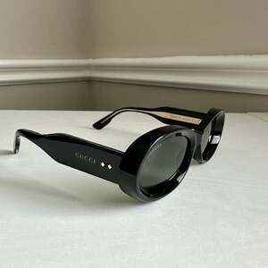 Gucci GG1527S 001 Oval Black Unisex Sunglasses